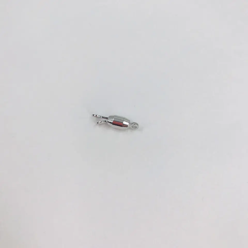 BROCHE PEQUEÑO PLATEADO BE05 1