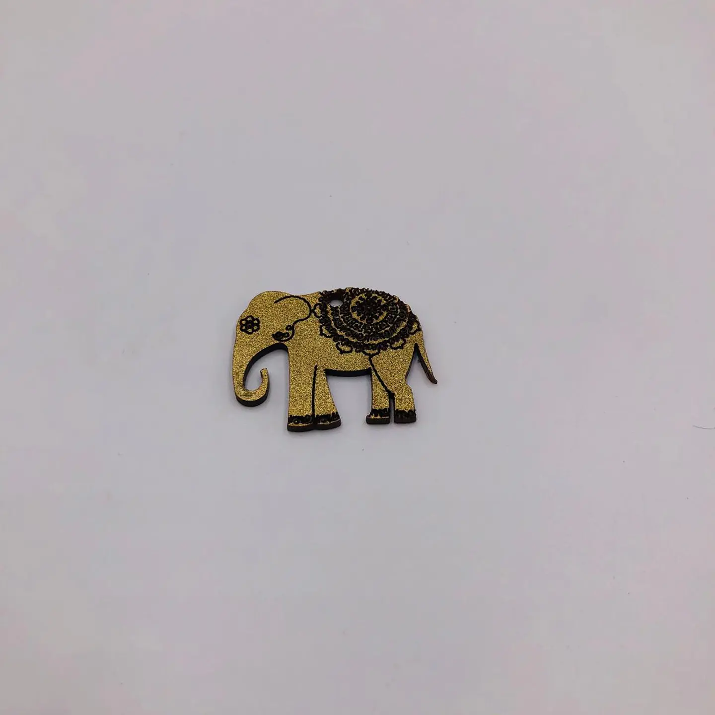 ELEFANTE EN ACRÍLICO 116. 1