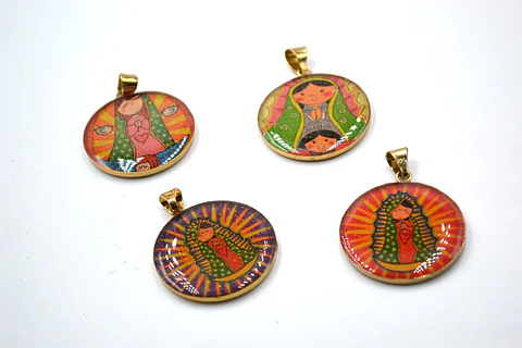 VIRGEN DE GUADALUPE EN RESINA T2329