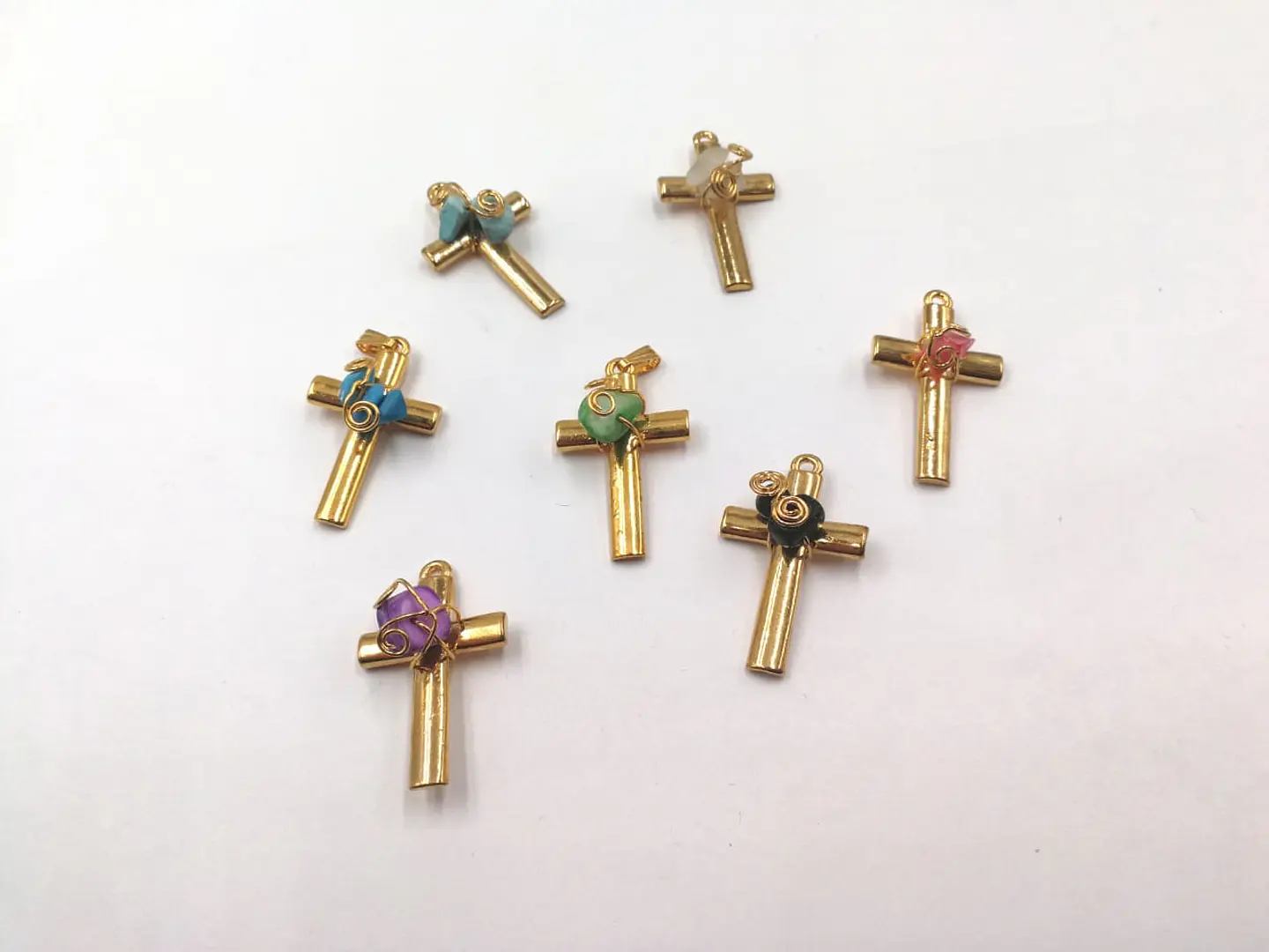 DIJE CRUZ PIEDRA PICADA BAÑO DE ORO 1