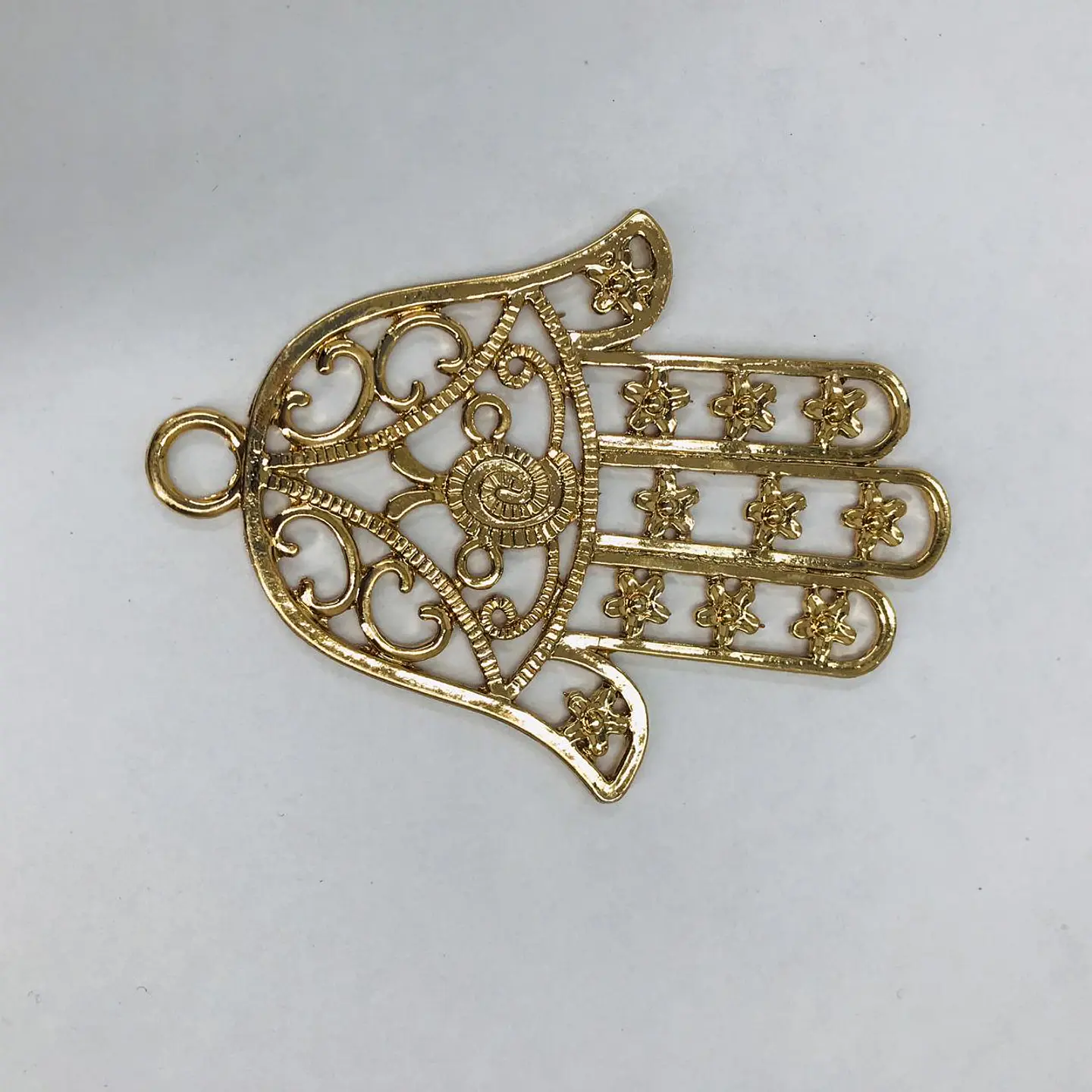 MANO HAMSA BAÑO DE ORO T2832 1