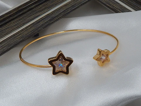 PULSERAS ESTRELLAS EN ZIRCONES BAÑO DE ORO 