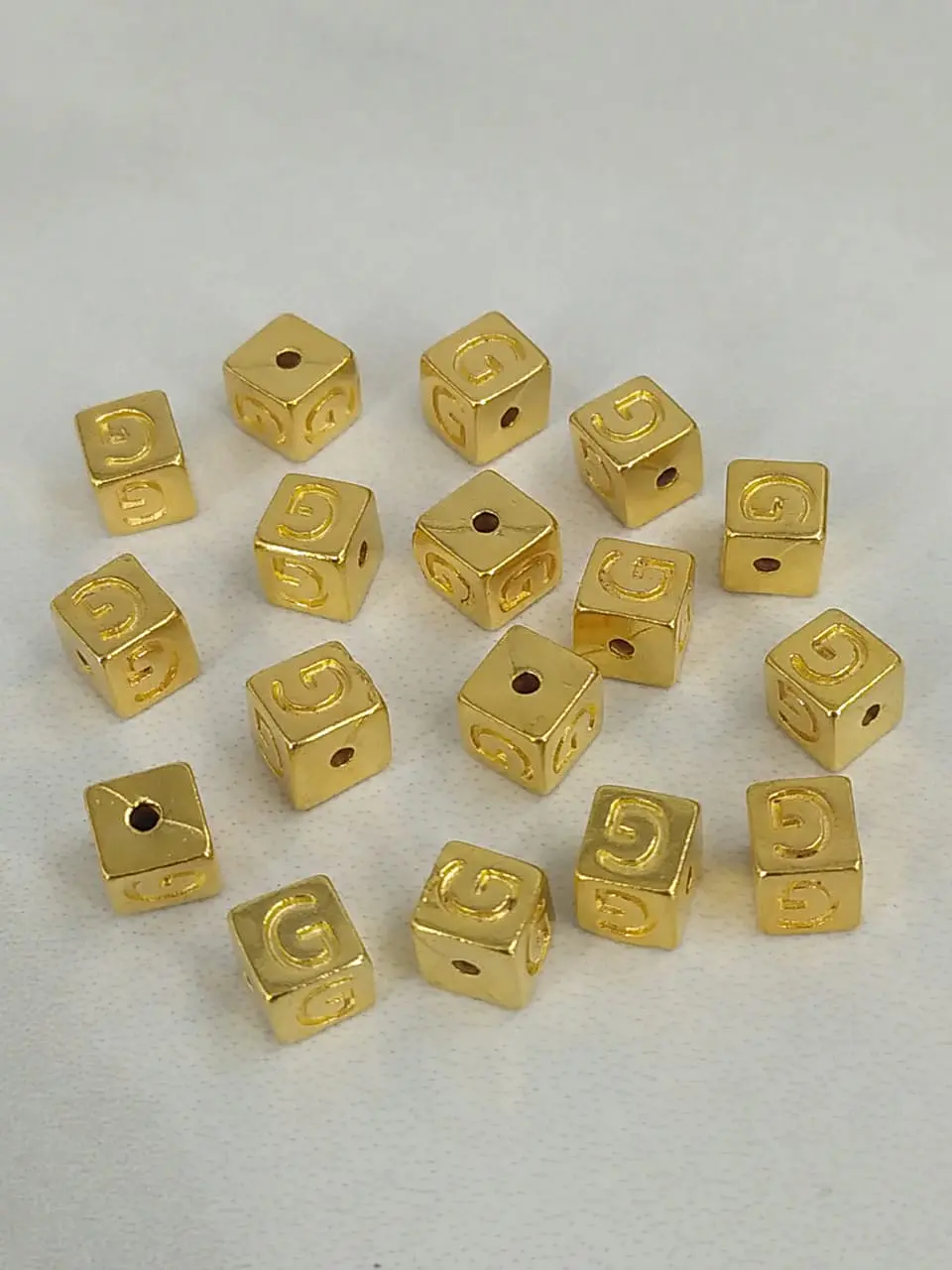 CUBO LETRAS 6MM ZAMAK B763                       4