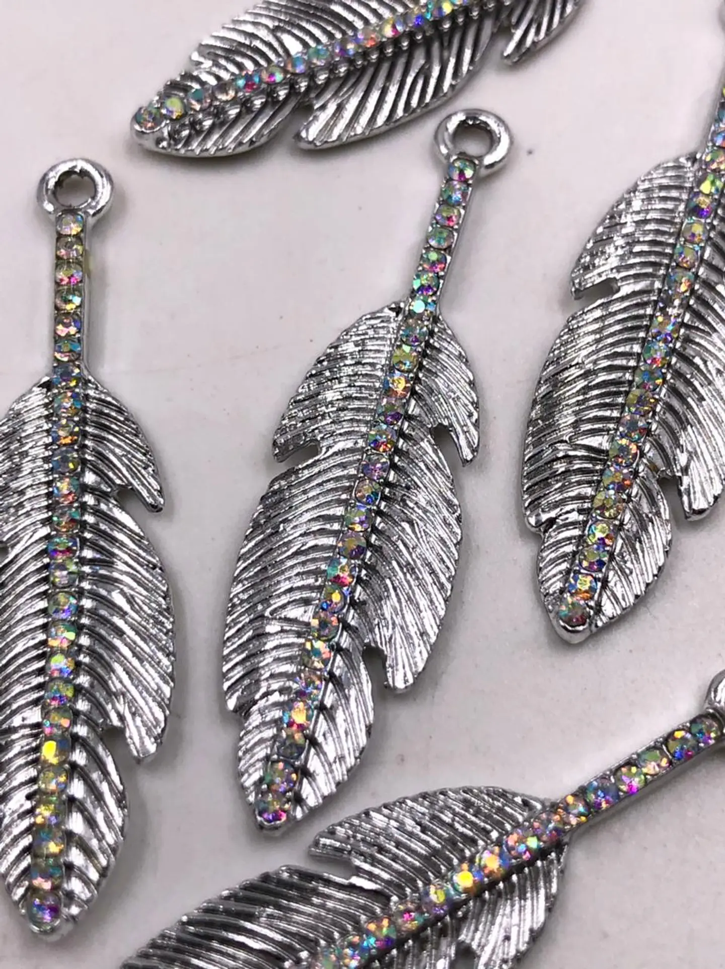 PLUMA EN FANTASÍA 330-61                                     1