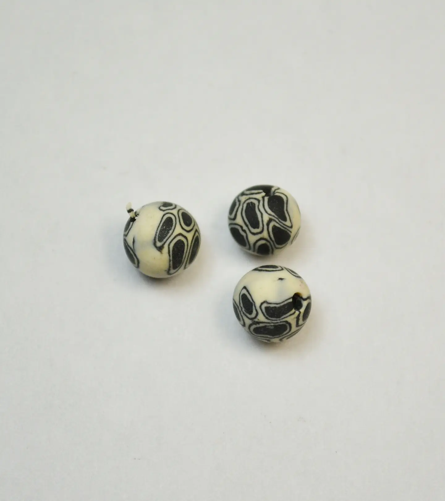 BOLA CON MOTIVO 6MM NEOPRENO BF6 6