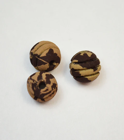 BOLA VETEADA CON RAYAS 8MM NEOPRENO BNR8.