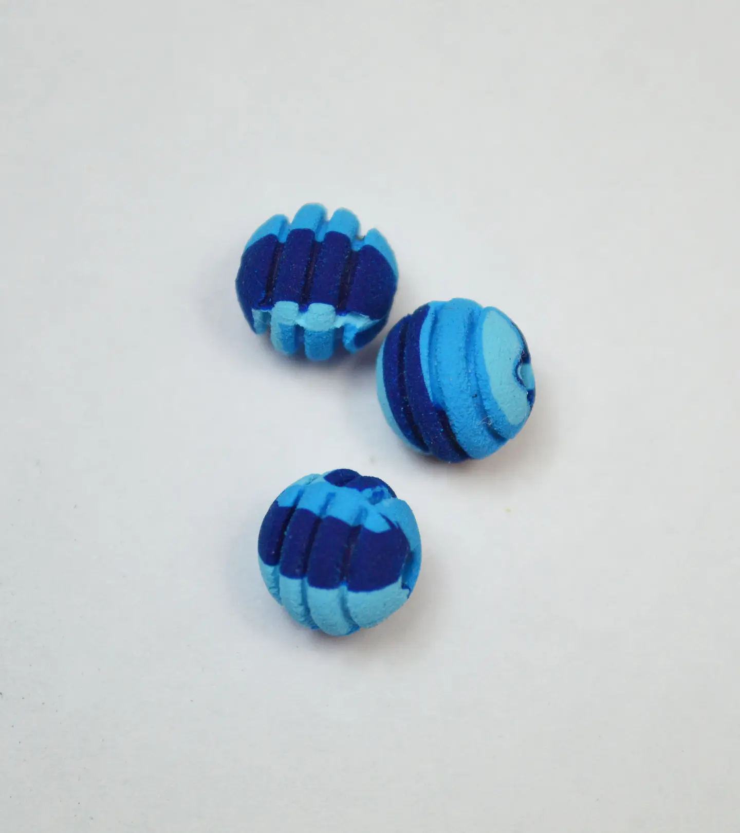 BOLA VETEADA CON RAYAS 8MM NEOPRENO BNR8. 8