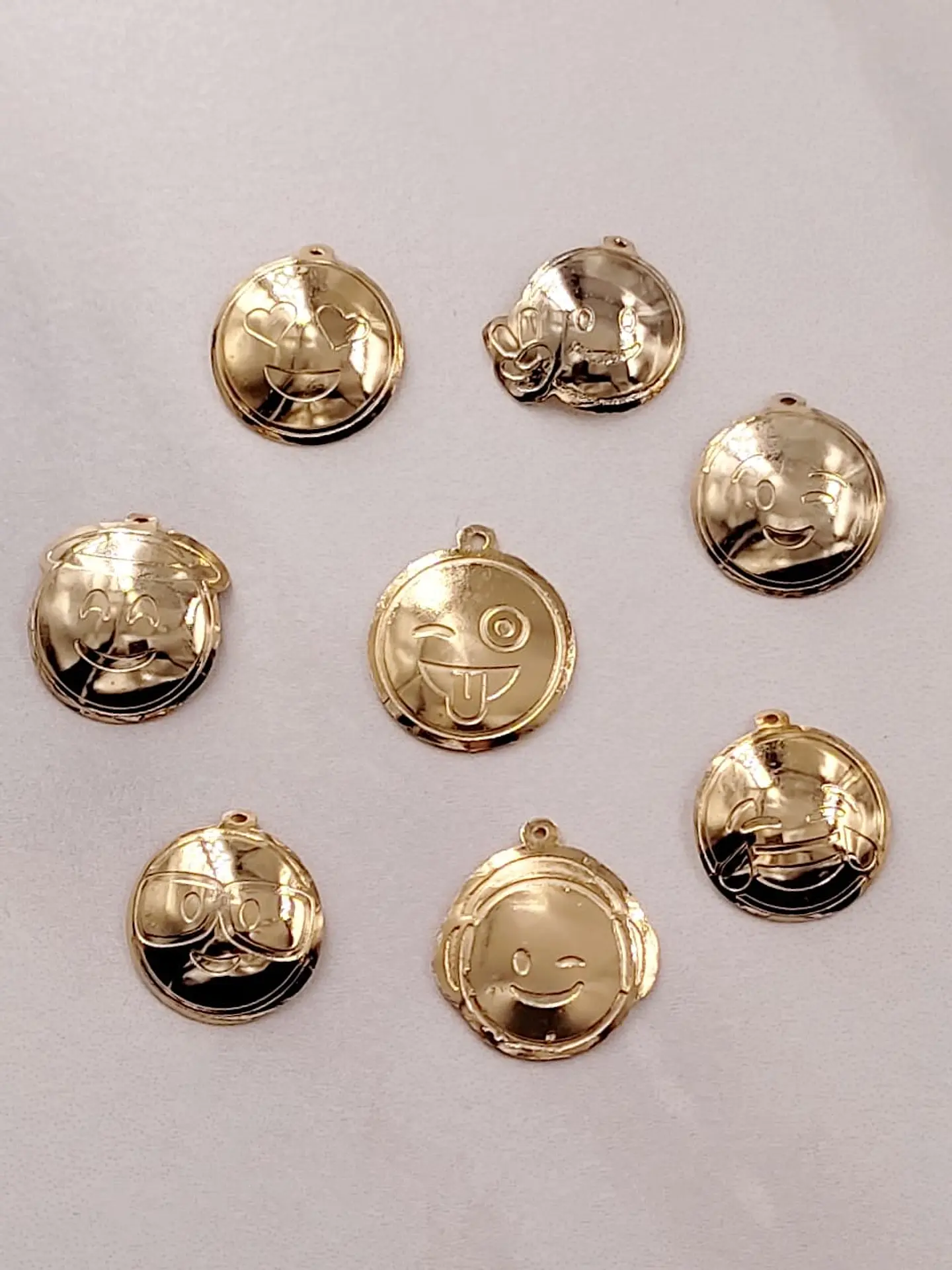 EMOJI BAÑO DE ORO T2931 1