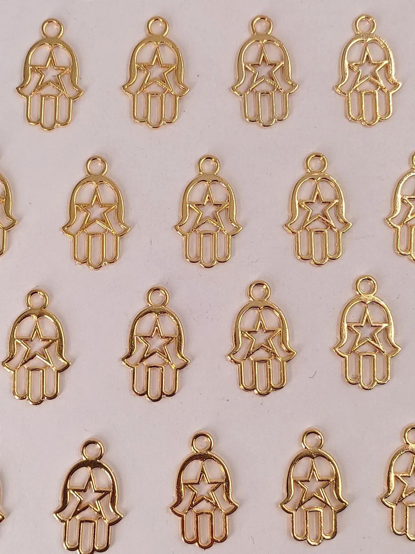 MANO HAMSA BAÑO DE ORO T7031 1