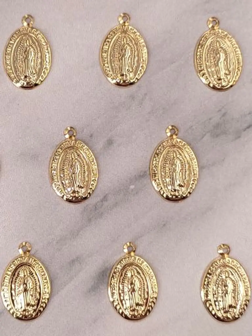 VIRGEN MINI DIJE BAÑO DE ORO TP-081                            1