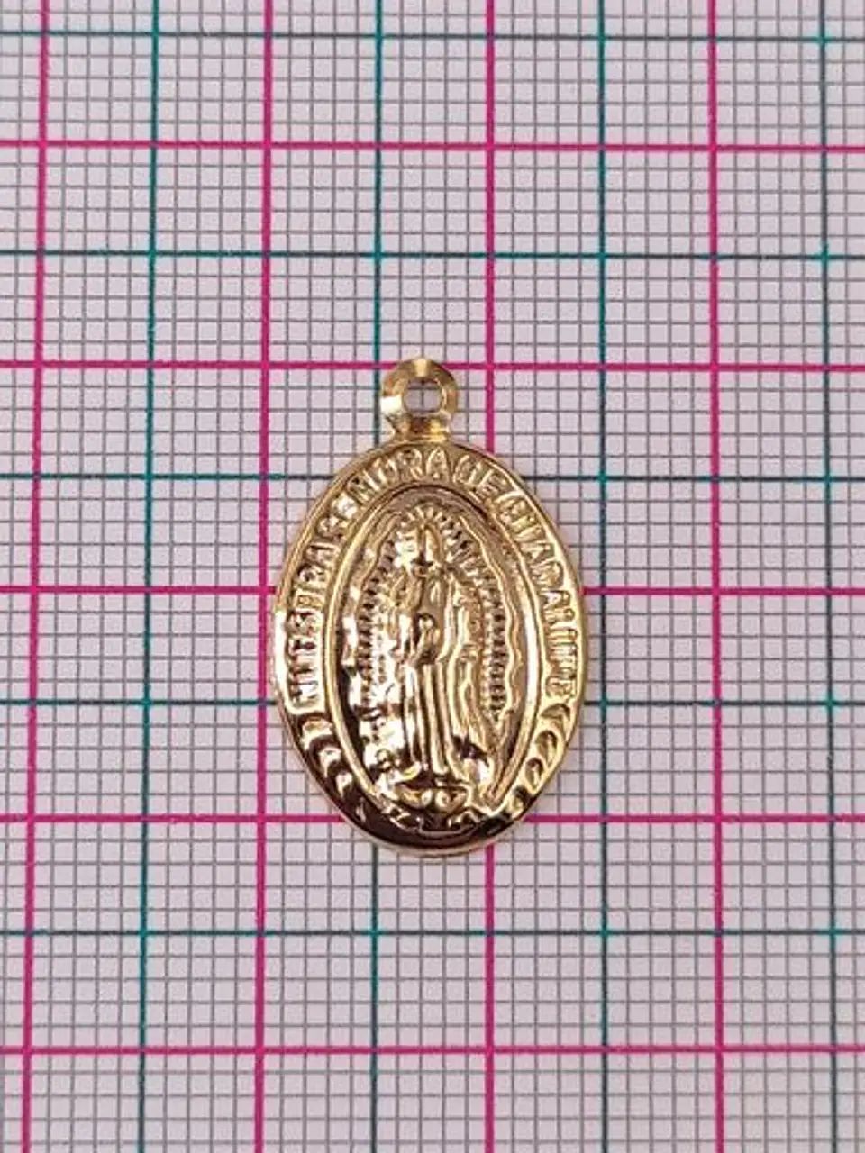 VIRGEN MINI DIJE BAÑO DE ORO TP-081                            2