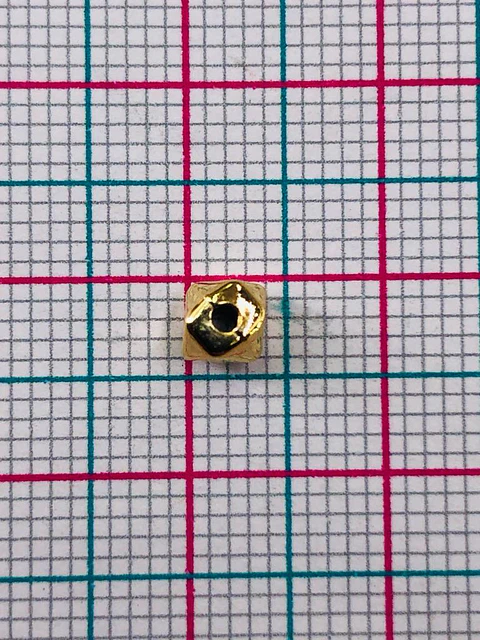 SEPARADOR DADO BAÑO DE ORO 3MM
