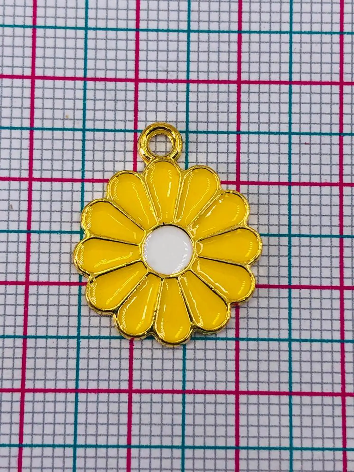 FLOR MARGARITA ZAMAK DORADO A60444 2