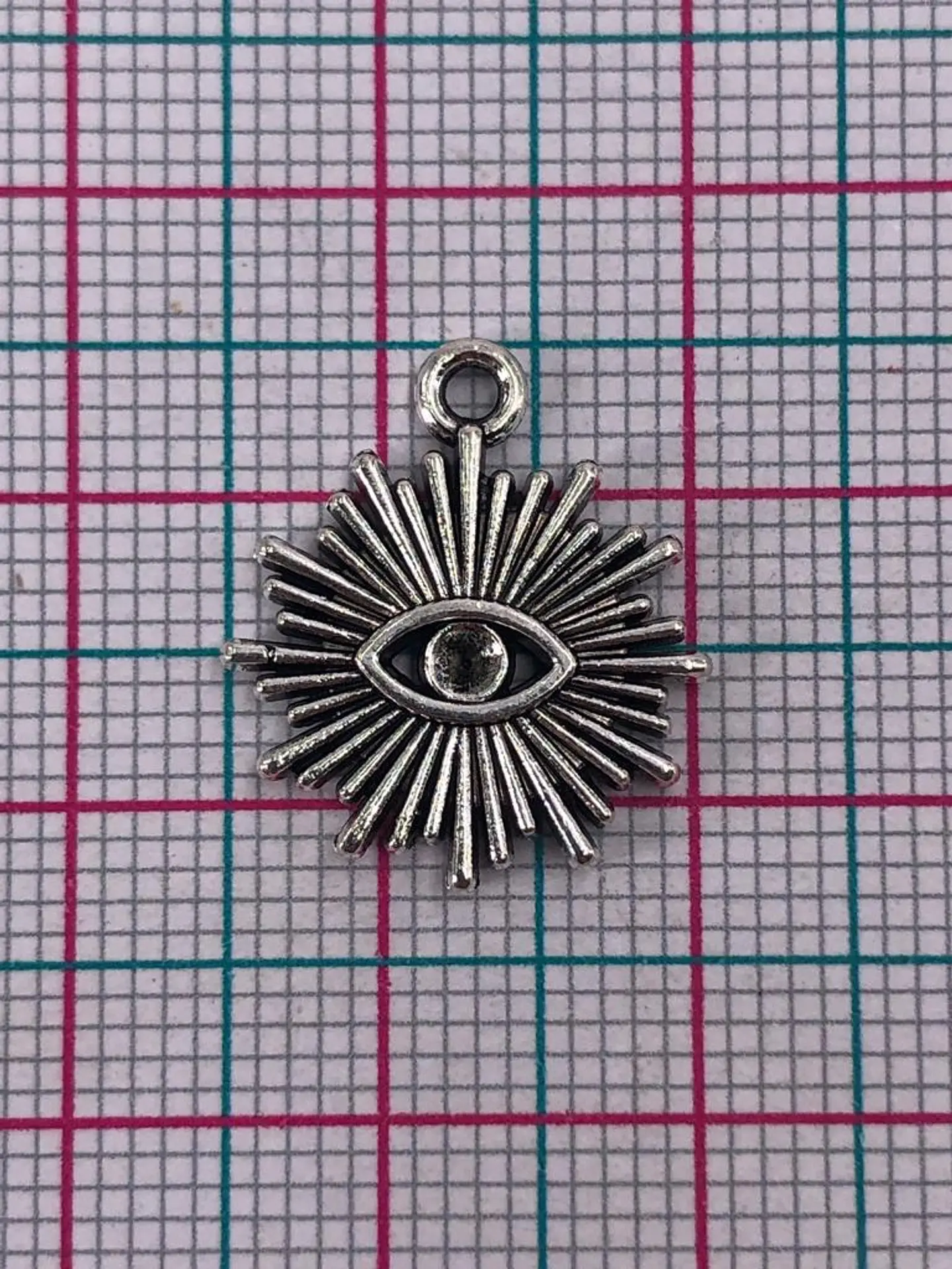 OJO CON PUNTAS ZAMAK NIQUEL W-8379 2