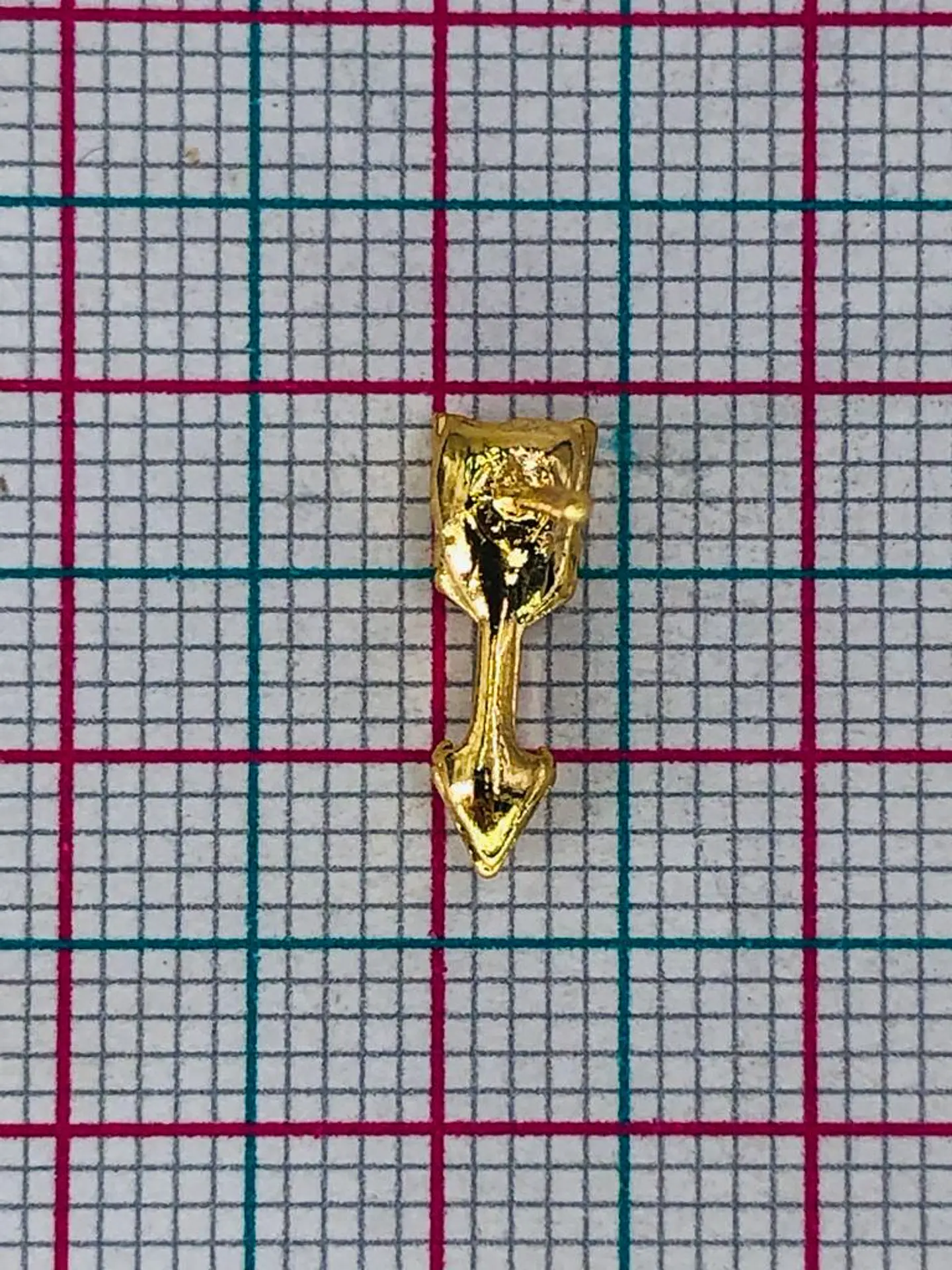 TOPO MINI FLECHA ZAMAK BAÑO DE ORO TZD0089 2