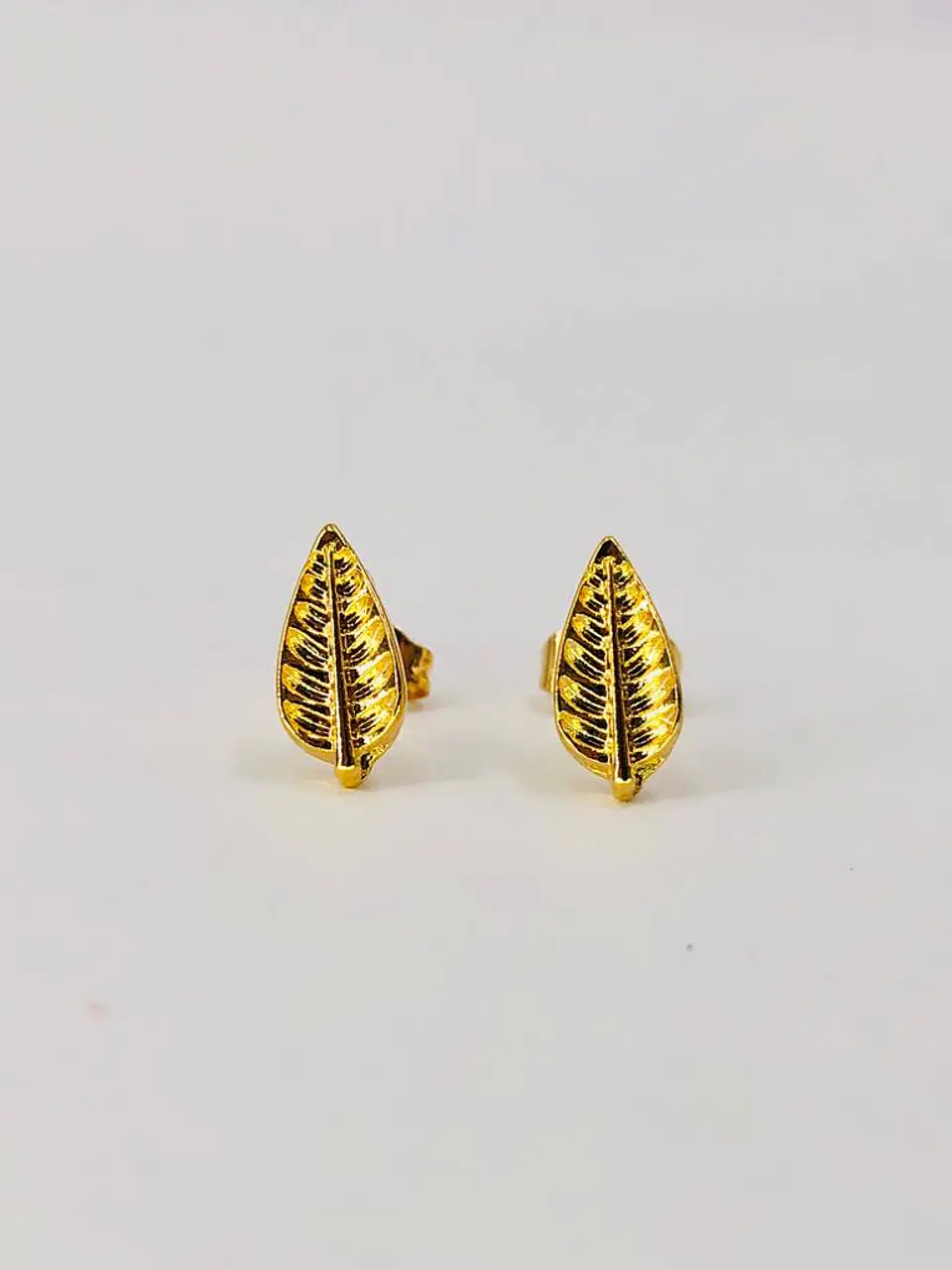 TOPO HOJA TALLADA BAÑO DE ORO TZD0057 1