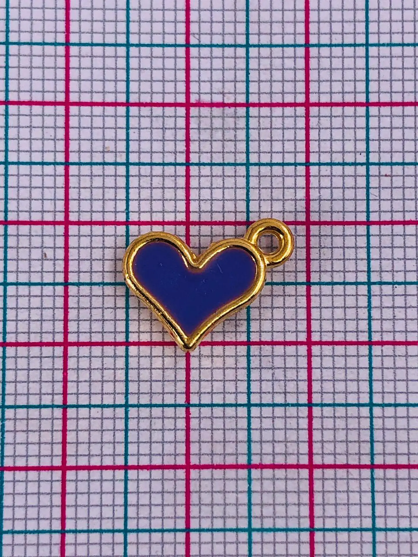 CORAZÓN COLORES RESINA BAÑO DE ORO T8012 2