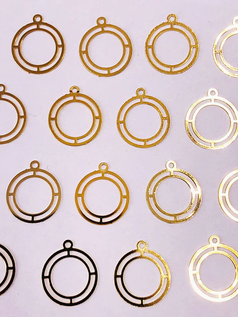 CIRCULO MINI DIJE BAÑO DE ORO T5271                                    