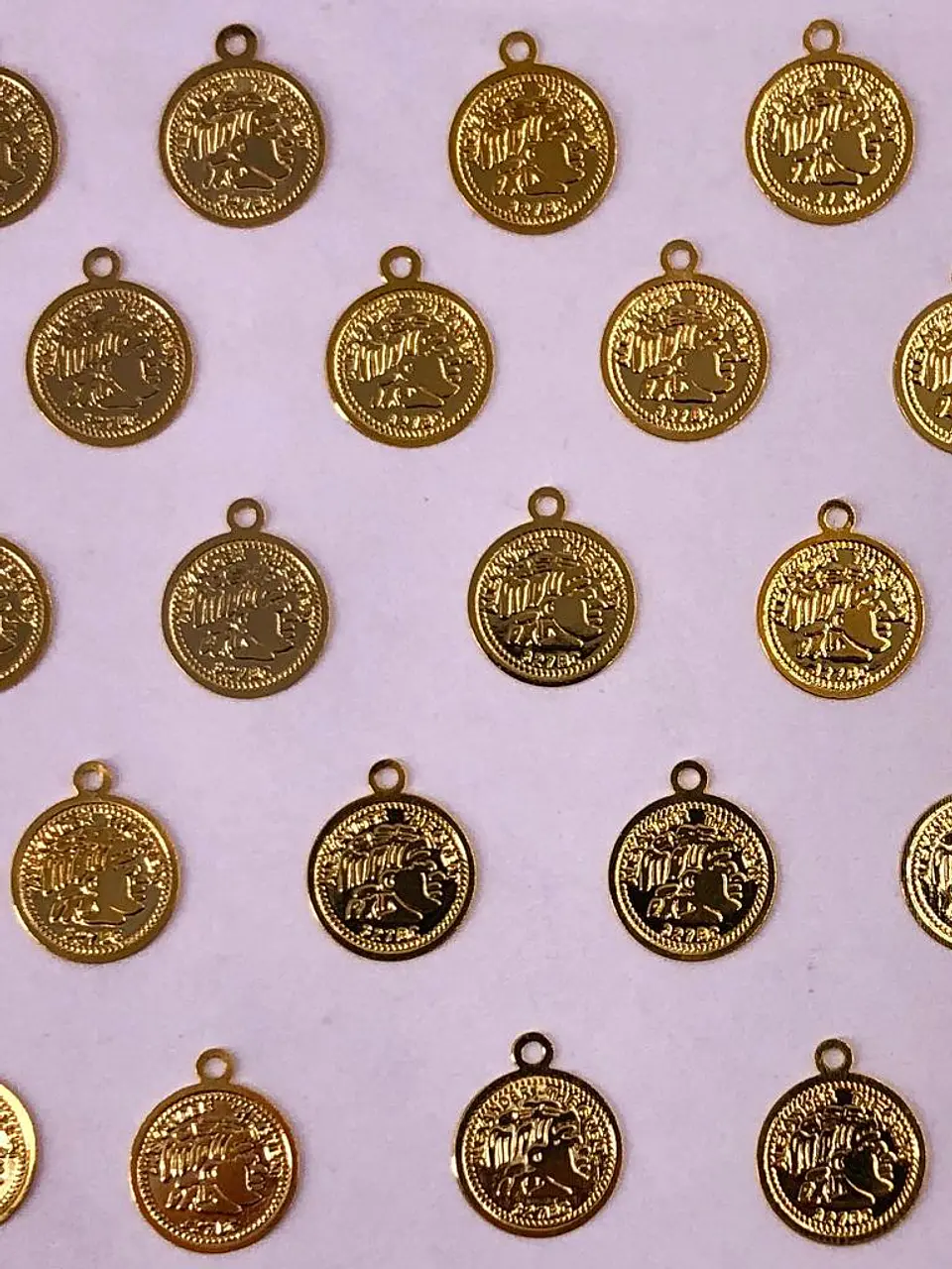 MONEDA MINI DIJE BAÑO DE ORO XH02648                                                 1