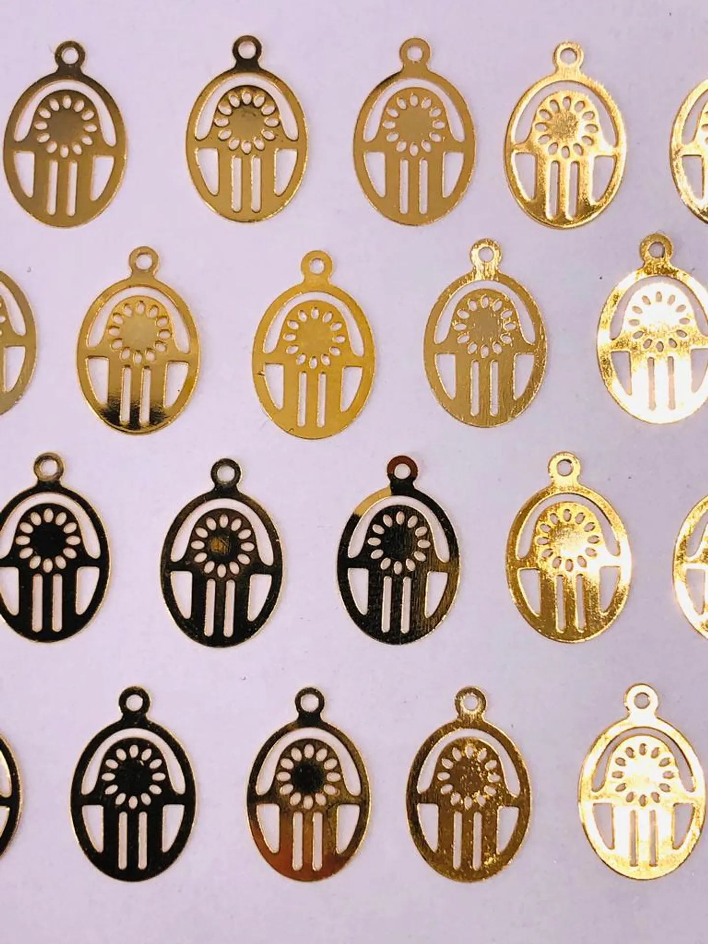 MINI DIJE ✦ MANO HAMSA EN BAÑO DE ORO                          1