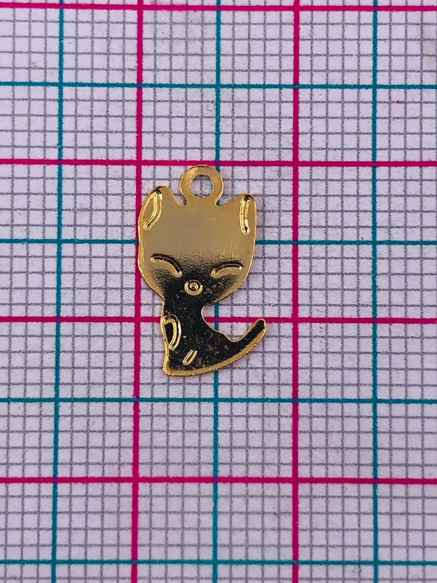 GATO CHINO MINI DIJE BAÑO DE ORO FT-25                                                       2