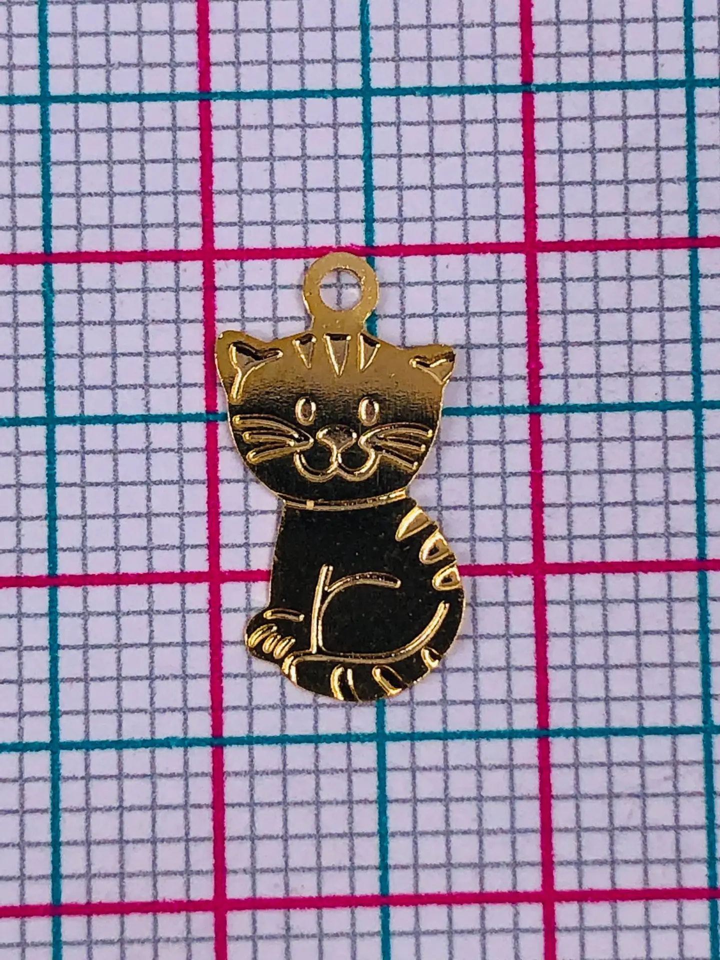 GATO MINI DIJE BAÑO DE ORO T4837                               2