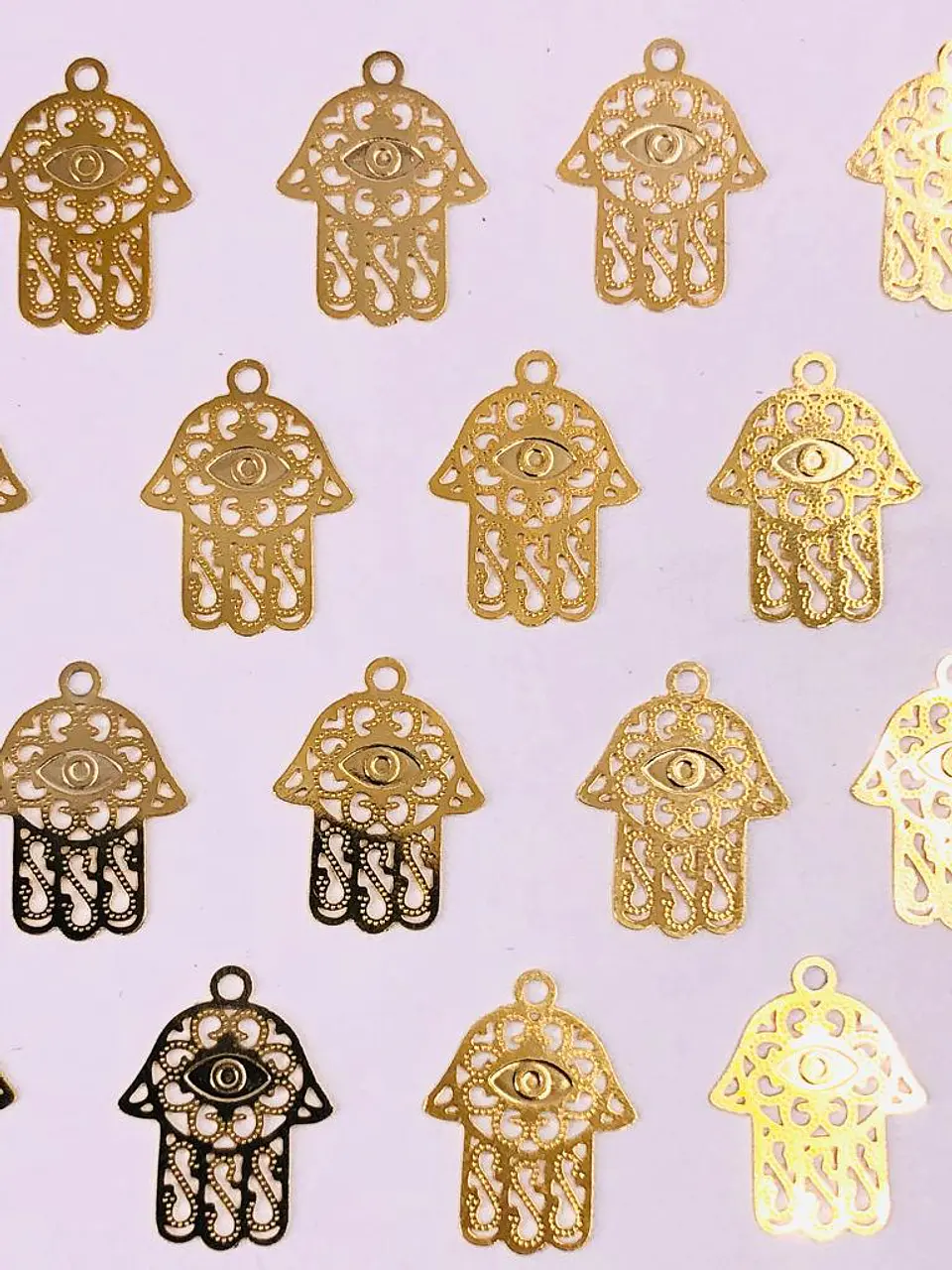 MANO HAMSA MINI DIJE BAÑO DE ORO C6933 1