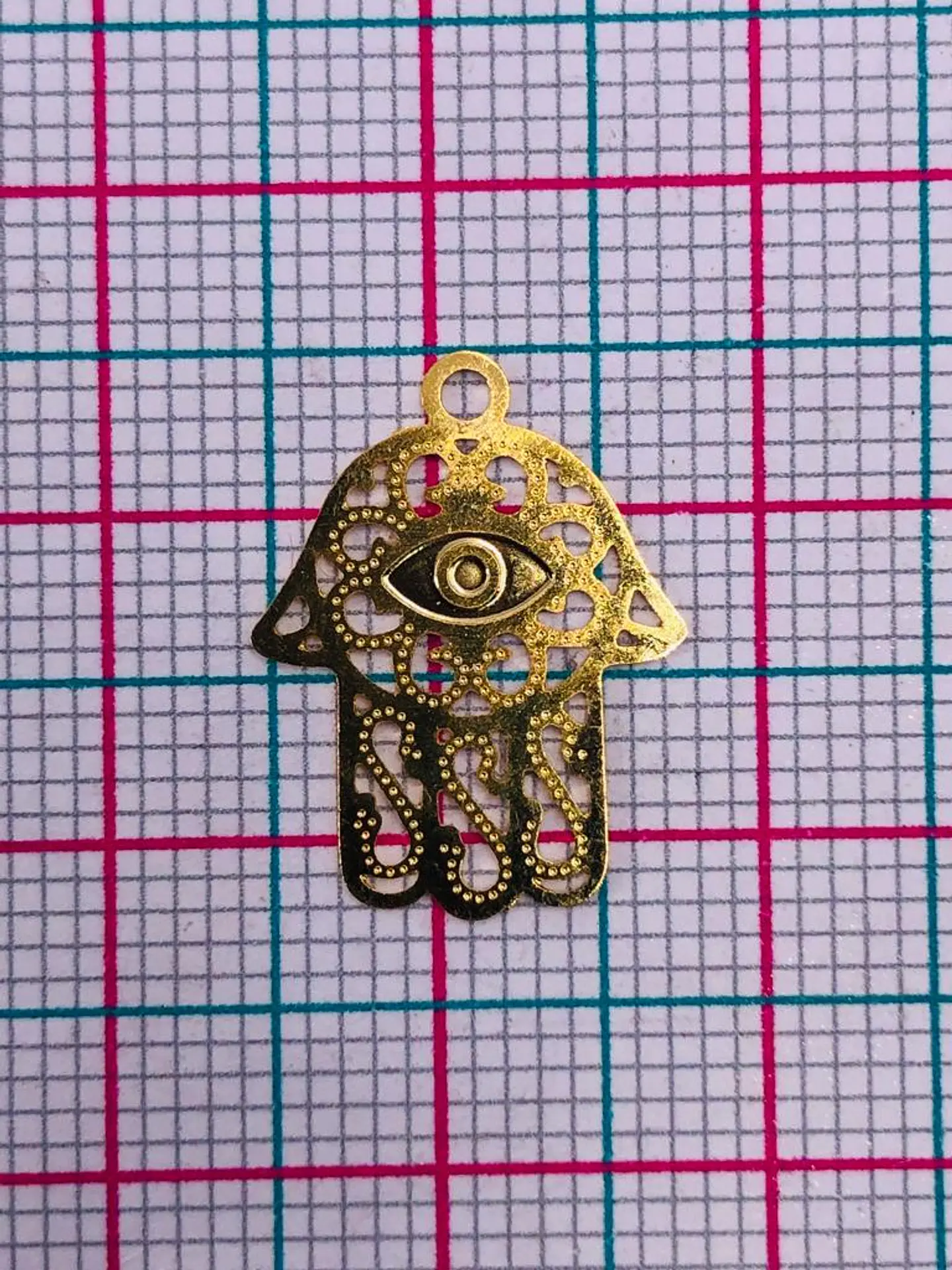 MANO HAMSA MINI DIJE BAÑO DE ORO C6933 2