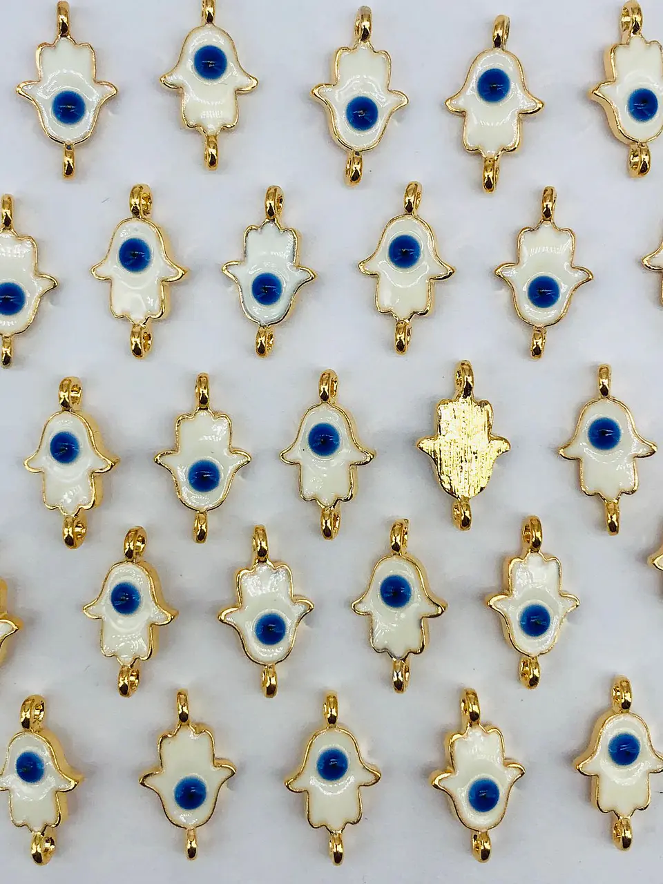 MANO HAMSA OJO BAÑO DE ORO T8027 1