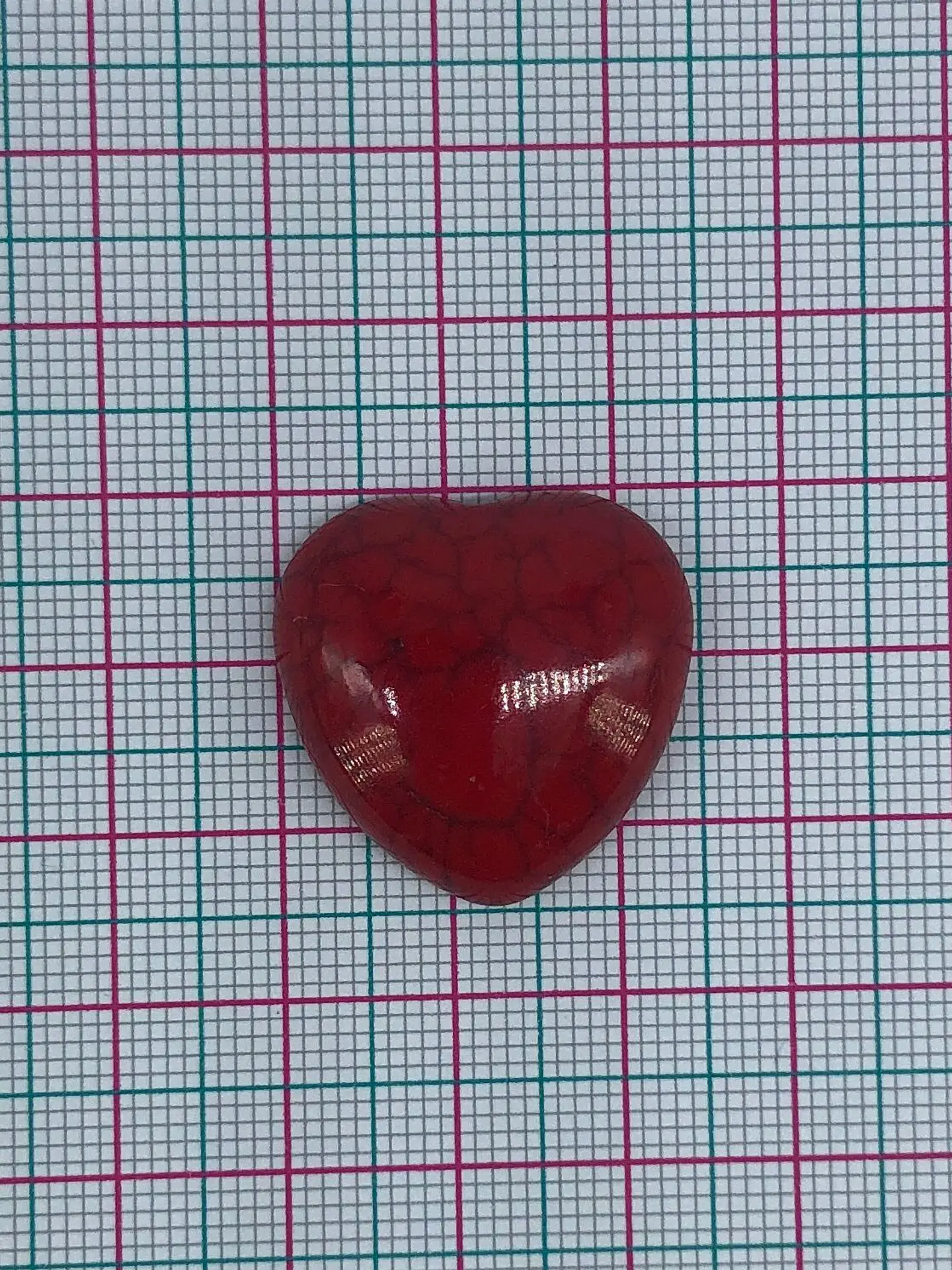 PIEDRA FÓSIL CORAZÓN EN COLORES 810-26. 2