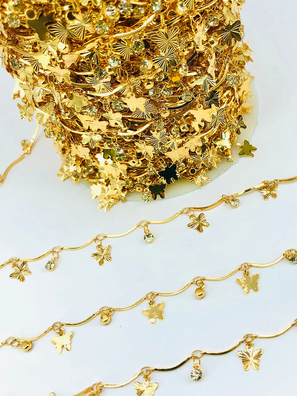 CADENA ✦ MARIPOSA CON ZIRCÓN BAÑO DE ORO 1