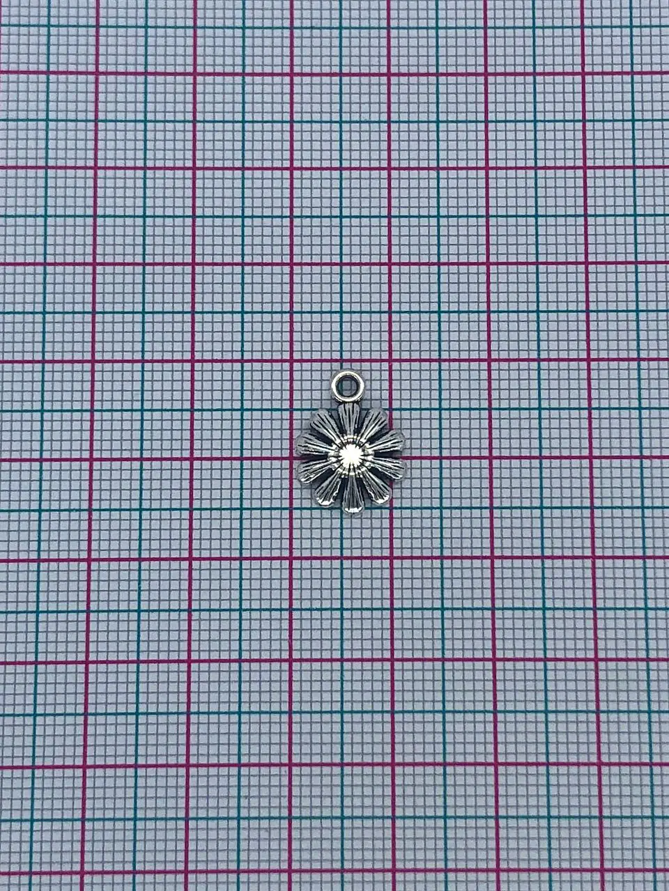 FLOR GRABADA ZAMAK NIQUEL A60993 2