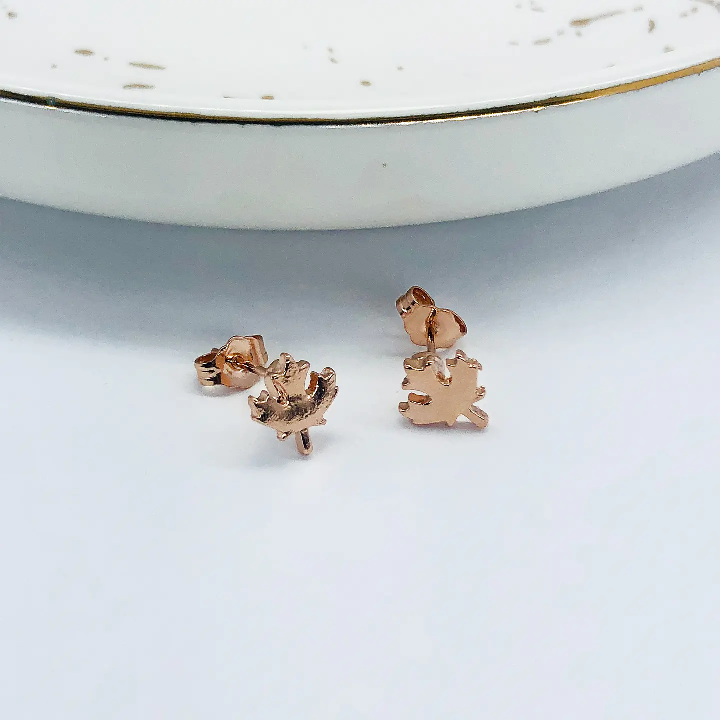 TOPO ✦ HOJA DE ARCE BAÑO DE ORO ROSA 1