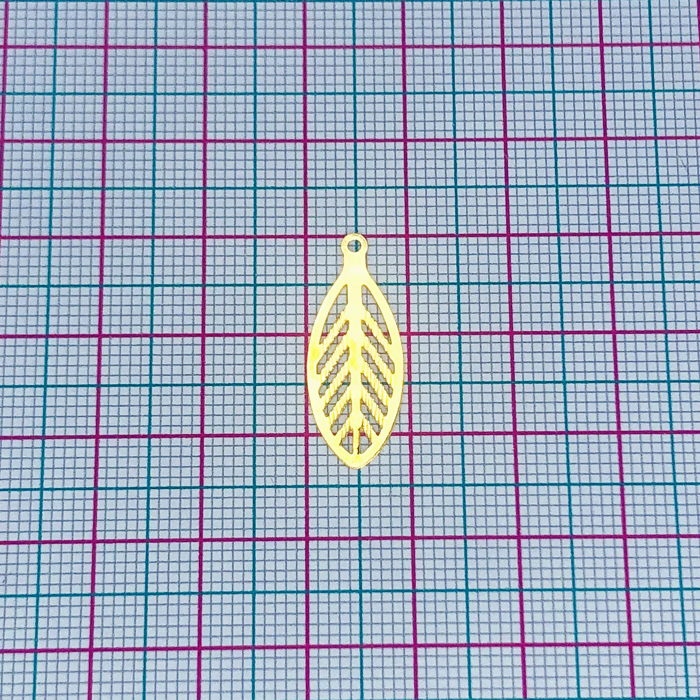 HOJA MINI DIJE BAÑO DE ORO T5011                             2