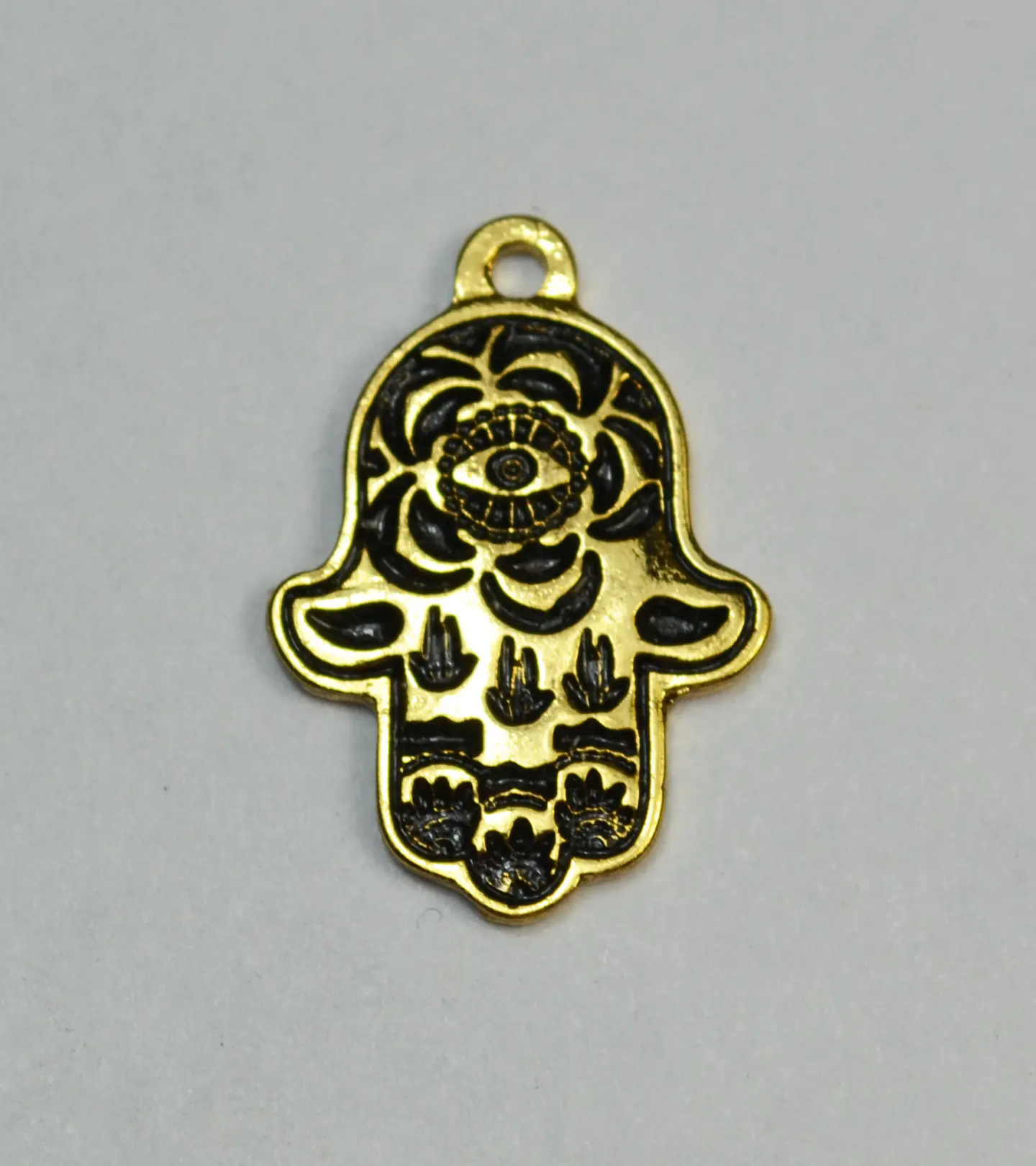 MANO HAMSA OJO BAÑO DE ORO T10183  1