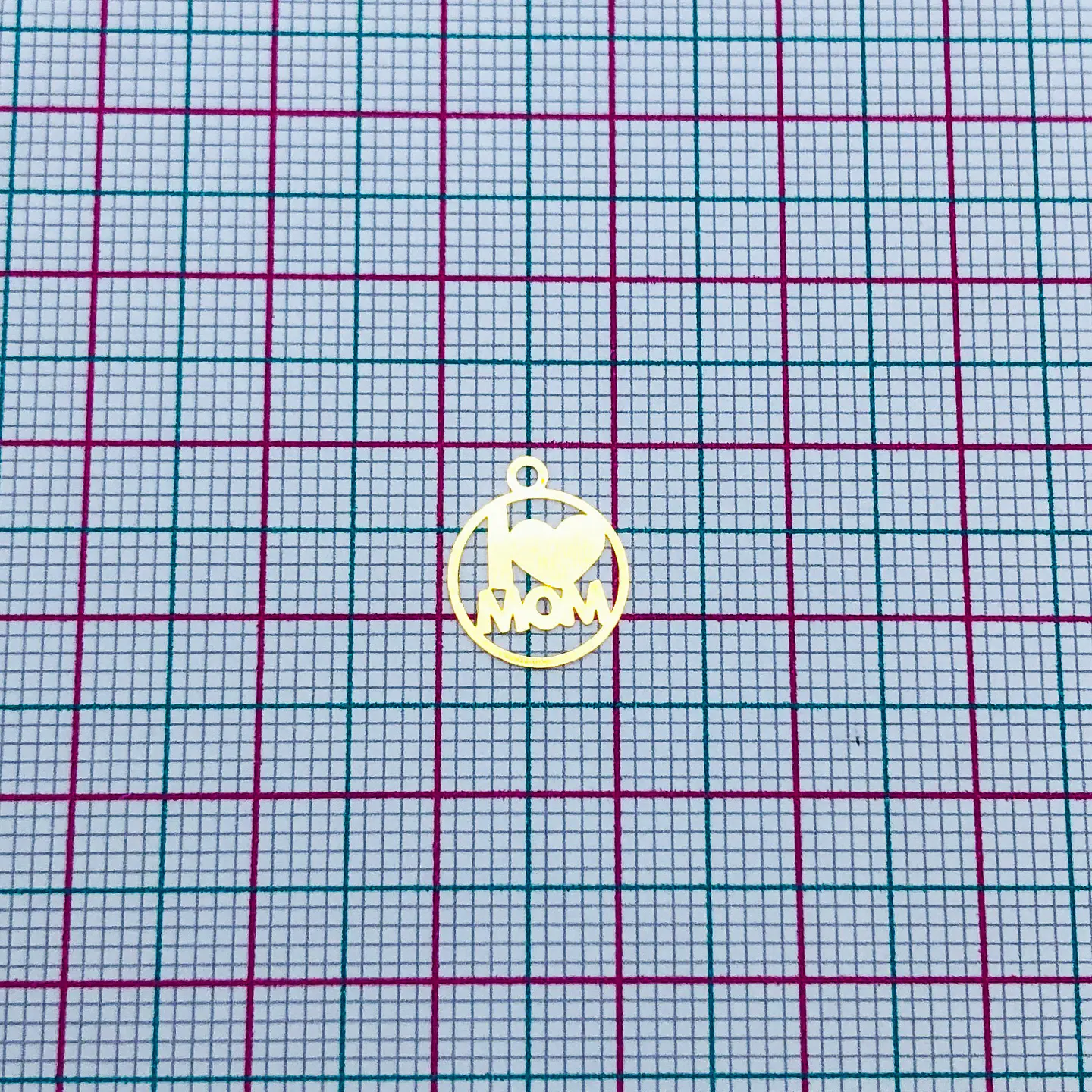 AMO A MAMÁ MINI DIJE BAÑO DE ORO T-065 2