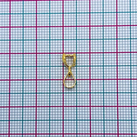 HERRAJE ✦ PORTA DIJE BAÑO DE ORO                                            