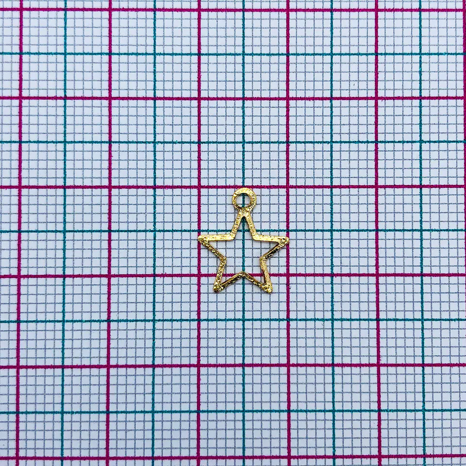 ESTRELLA SILUETA MINI DIJE BAÑO DE ORO T8294 2