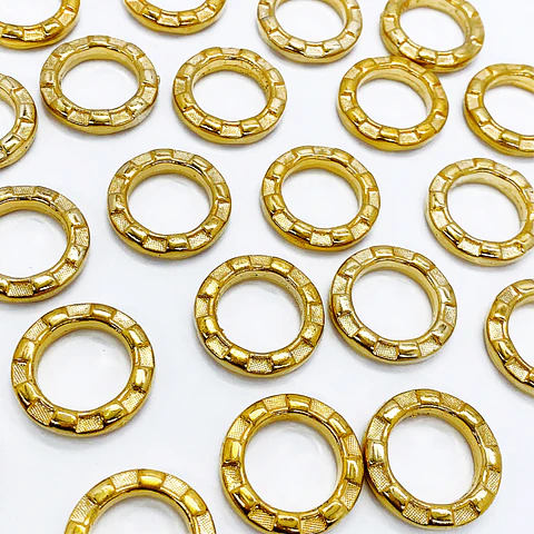 ARGOLLA CUADROS BAÑO DE ORO T2074