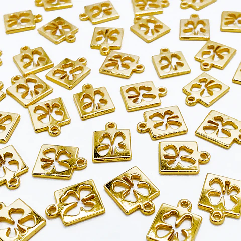 TREBOL PLACA BAÑO DE ORO W4546-GOLD