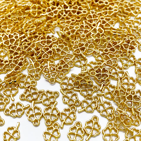 TREBOL SILUETA BAÑO DE ORO W-4639-GOLD