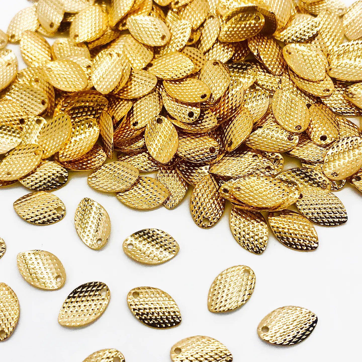 MINI DIJE ✦ HOJA BAÑO DE ORO                    1