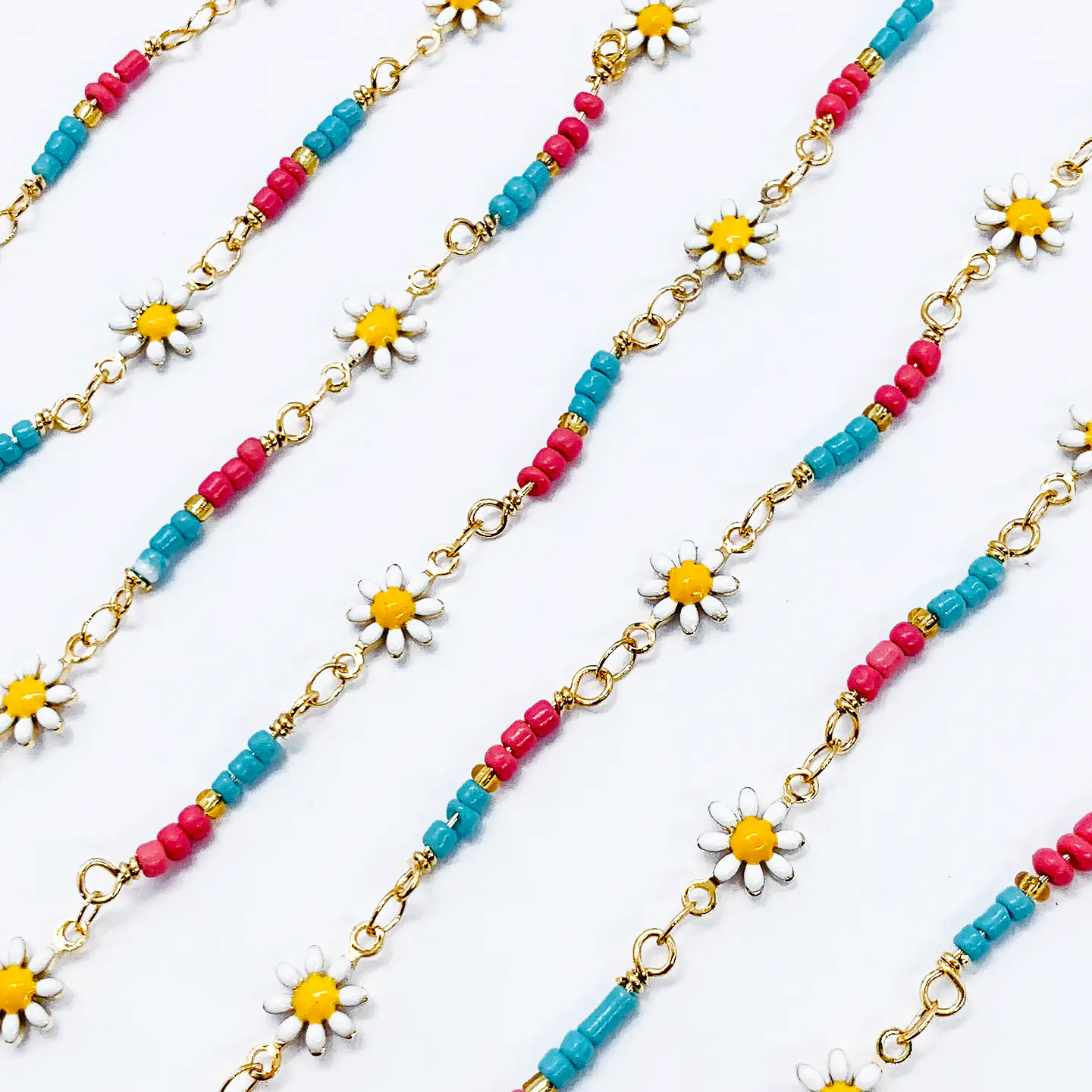 CADENA ✦ MARGARITA MOSTACILLA BAÑO DE ORO  1