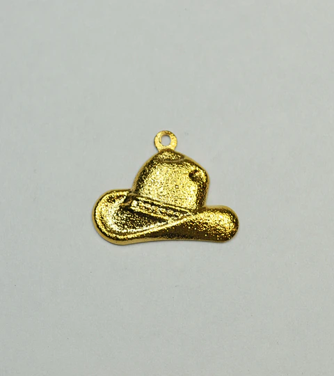 SOMBRERO MINI DIJE BAÑO DE ORO T10115