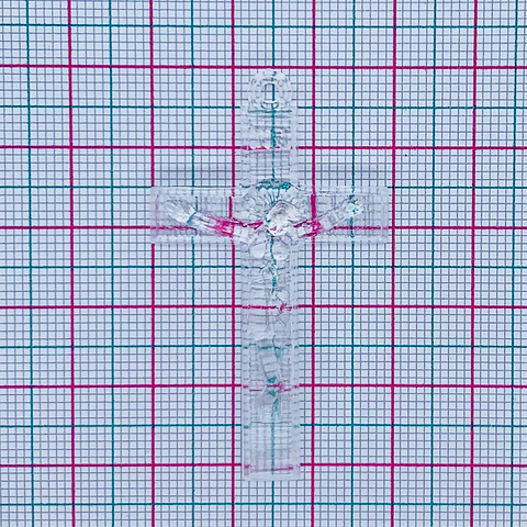 CRUZ TRASLUCIDA ACRÍLICA