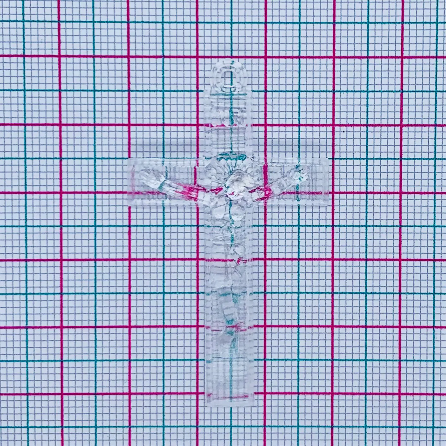 CRUZ TRASLUCIDA ACRÍLICA 2