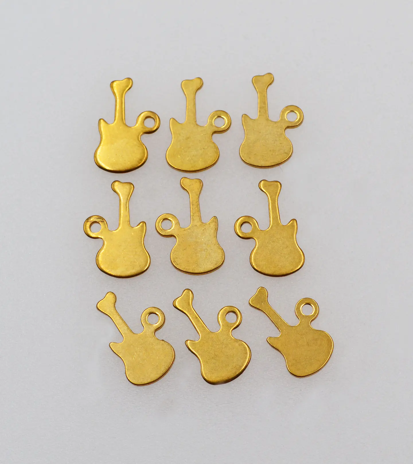 FIGURAS ACERO DORADO EG-025# 1