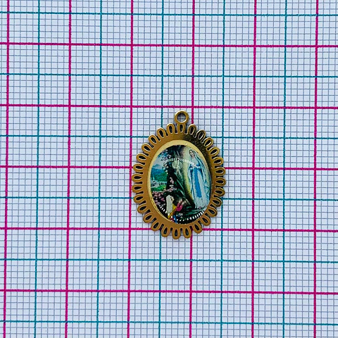 MEDALLA ✦ VIRGEN LOURDES ACERO