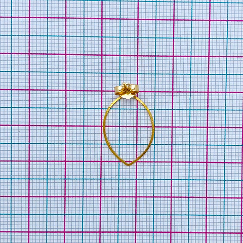TOPO OVALO EN BAÑO DE ORO T6581