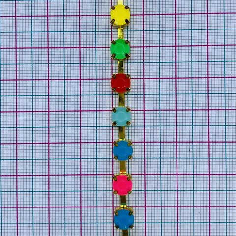 STRASS 5MM COLORES CHAI-6MM